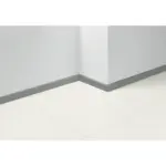 XXXLutz Lauterach - Ihr M&ouml;belhaus bei Bregenz Sockelleiste Edelstahlfarben