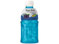 Limonade mit Johannisbeerengeschmack und Nata de Coco