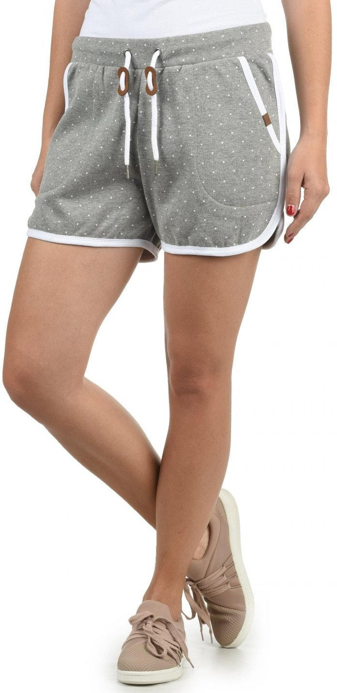Серые спортивные женские шорты до колена