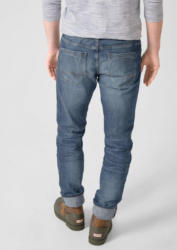 s.Oliver RED LABEL Tubx Regular: Used Jeans mit Gürtel