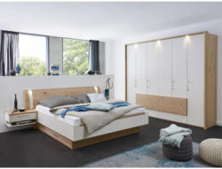 Schlafzimmer in Eichefarben, Sandfarben