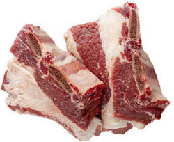 Frisches Suppenfleisch mit Knochen, vom Rind, je 1 kg