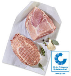 Frischer Schweinebraten oder Schweinegulasch aus der Schulter, je 1 kg