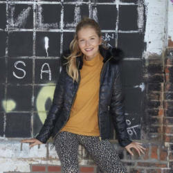 Damen-T-Shirt in trendiger Ripp-Optik