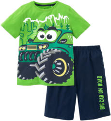 Jungen Shorty mit Auto-Motiv